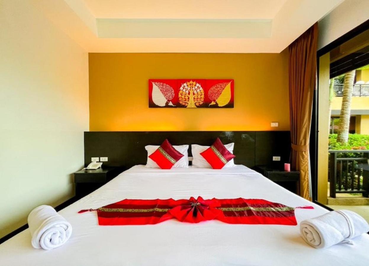 Capital O 486 Naiyang Beach Hotel SHA Plus Phuket Bagian luar foto