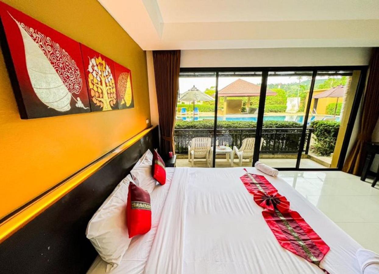 Capital O 486 Naiyang Beach Hotel SHA Plus Phuket Bagian luar foto