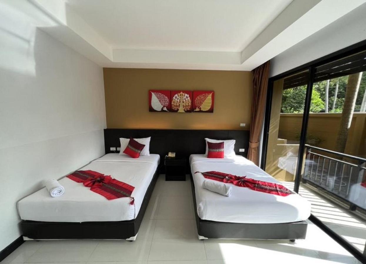 Capital O 486 Naiyang Beach Hotel SHA Plus Phuket Bagian luar foto