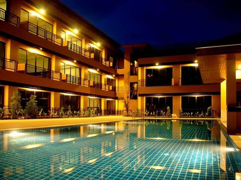Capital O 486 Naiyang Beach Hotel SHA Plus Phuket Bagian luar foto